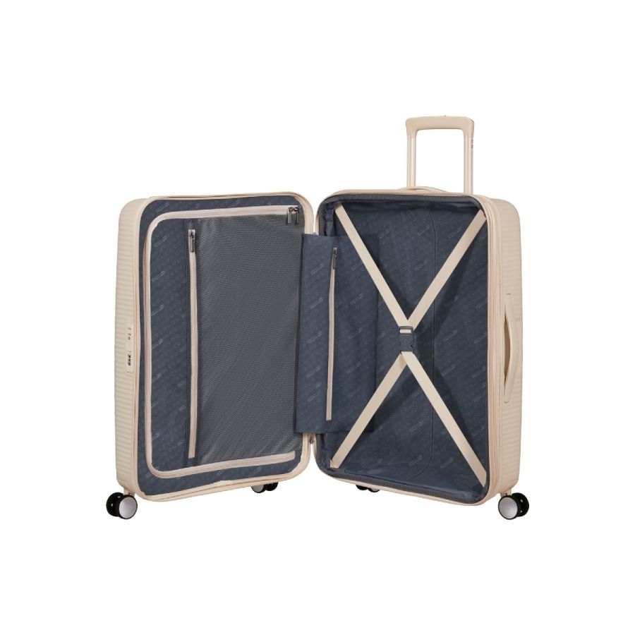 American tourister