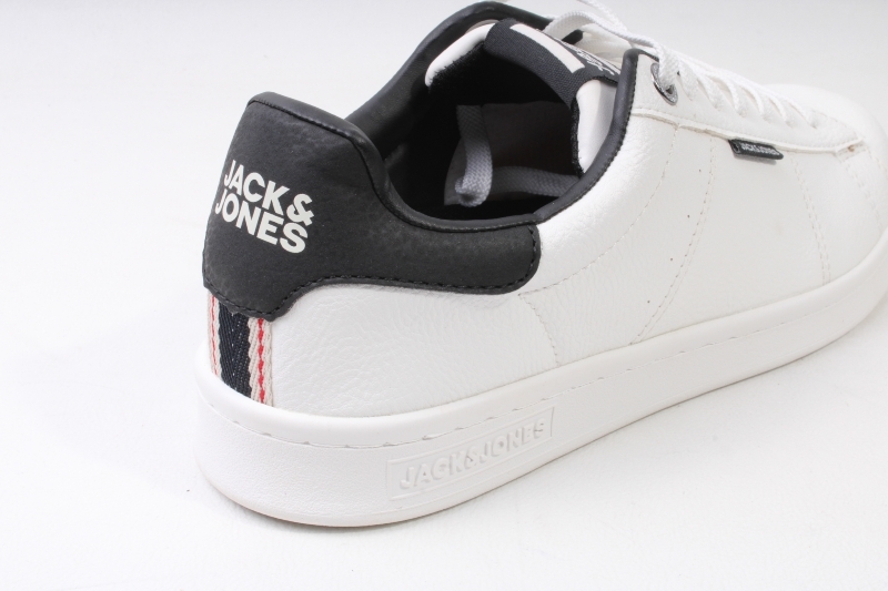 Jack & Jones