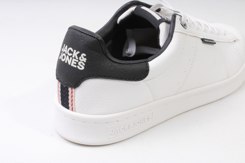 Jack & Jones