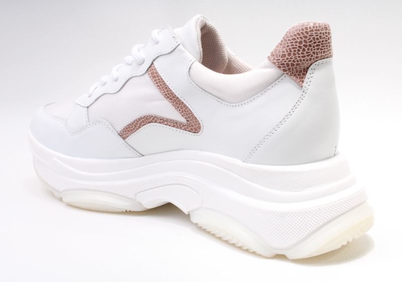 Kmb sneakers deals