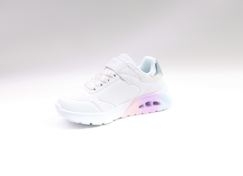 Skechers