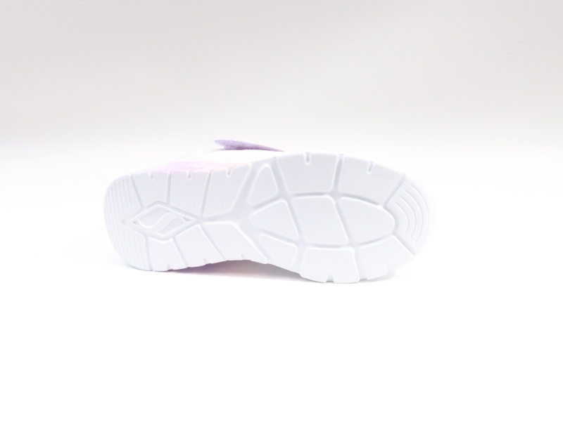 Skechers