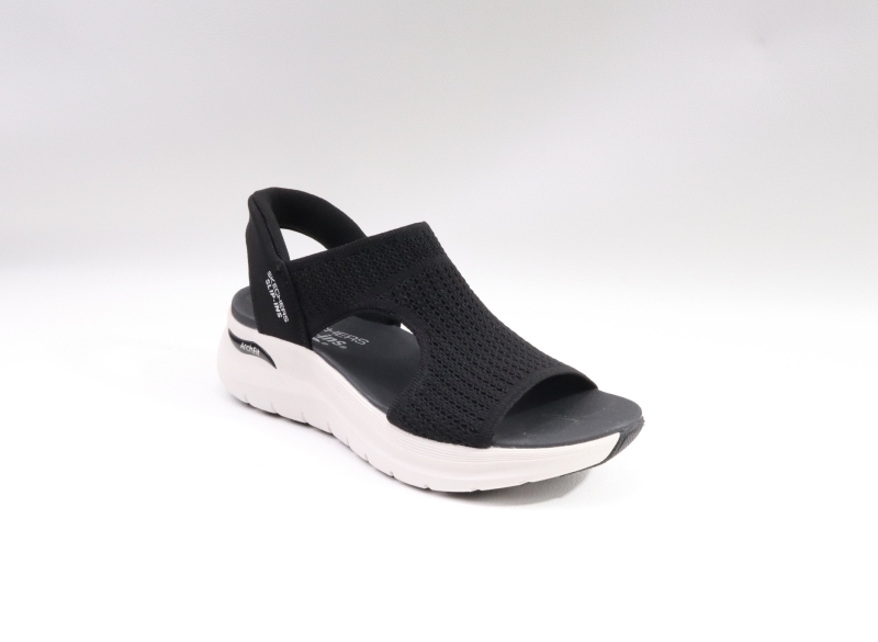 Skechers
