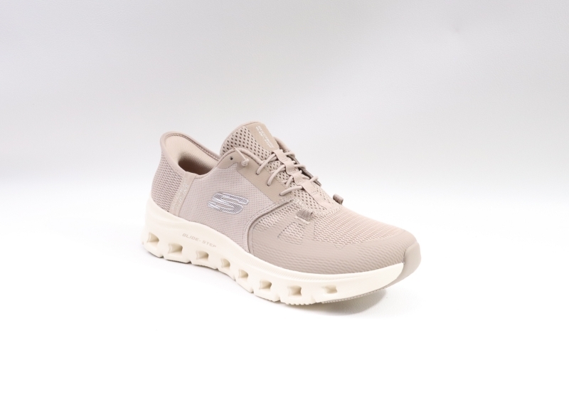 Skechers