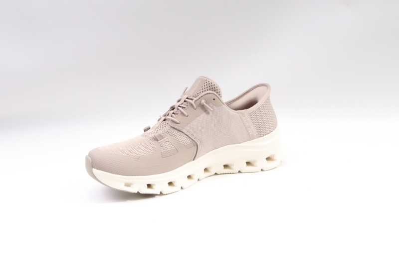 Skechers
