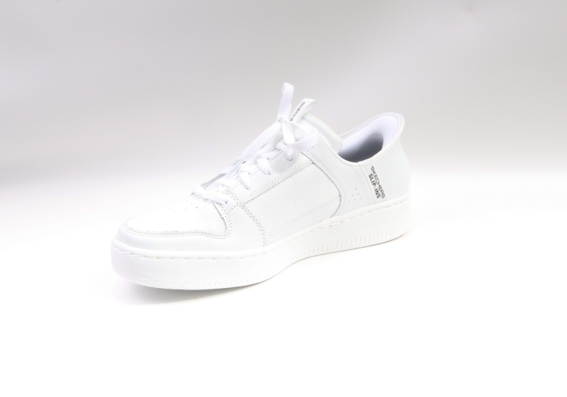 Skechers