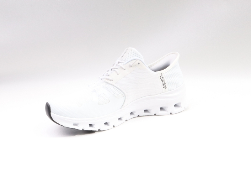 Skechers