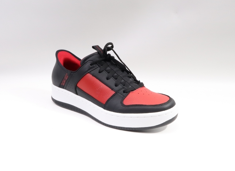 Skechers