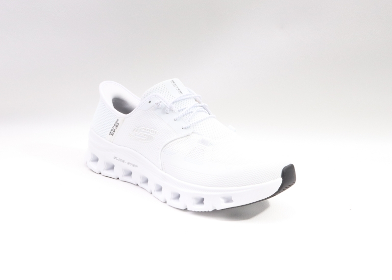 Skechers