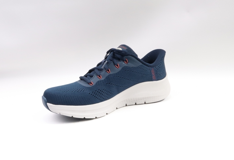 Skechers