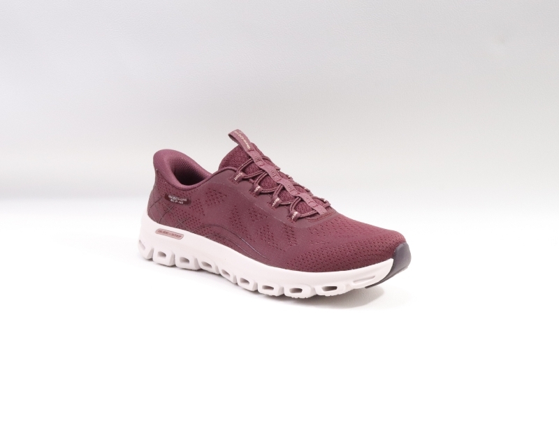 Skechers