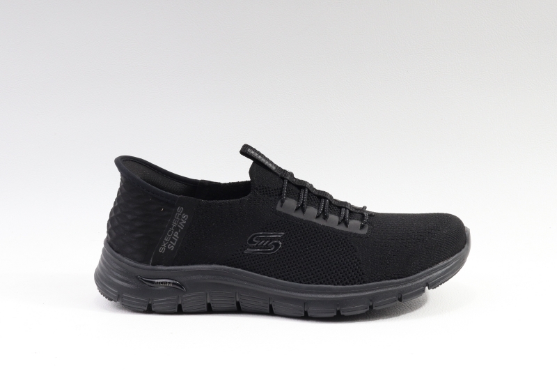 Skechers