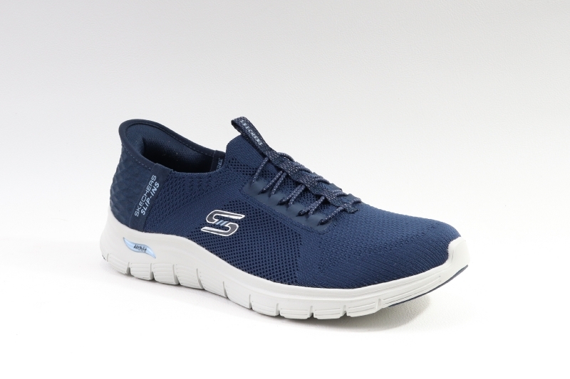 Skechers