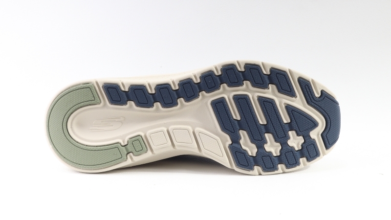 Skechers