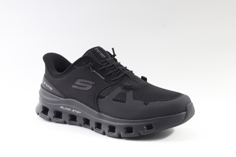 Skechers