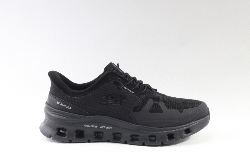 Skechers