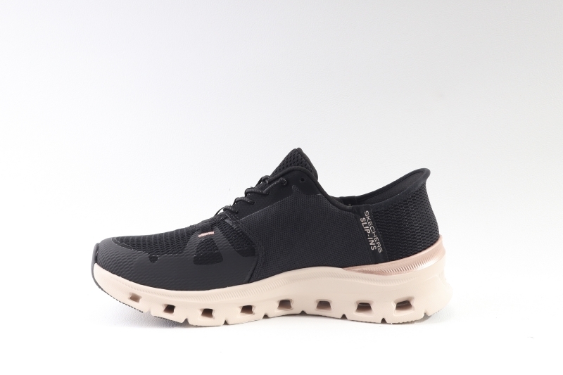 Skechers