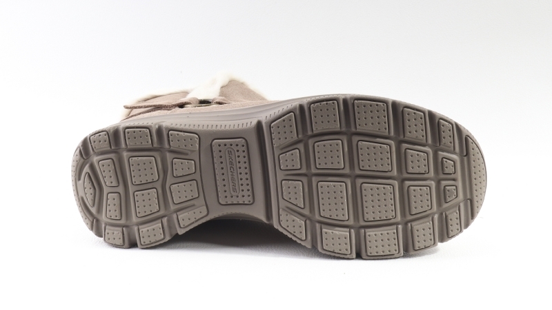 Skechers