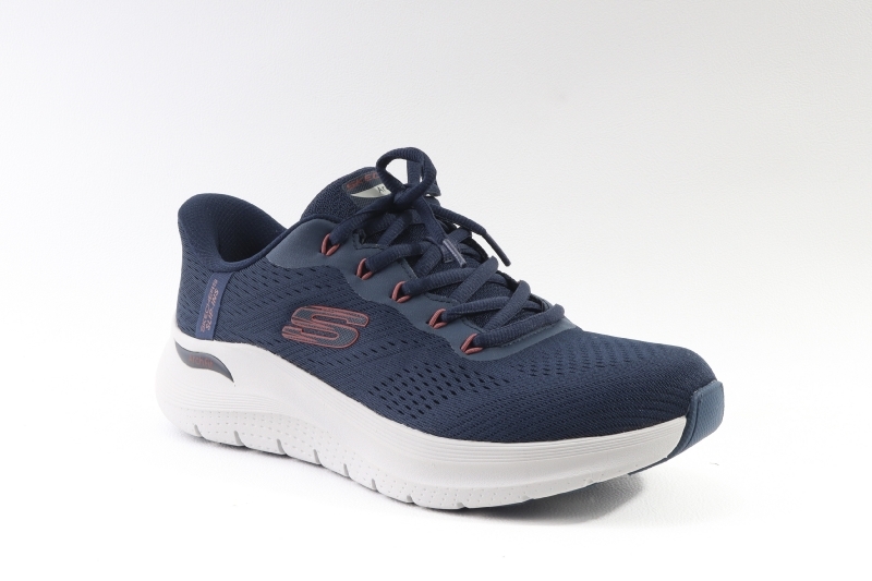 Skechers