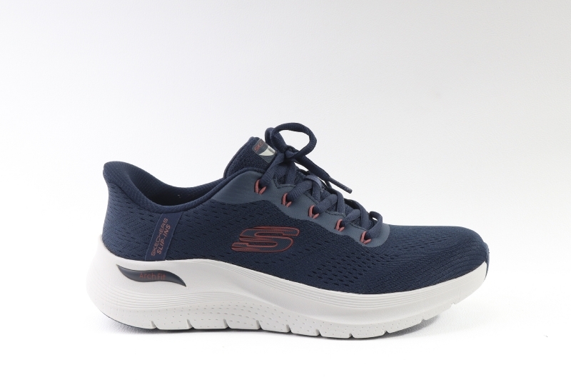 Skechers