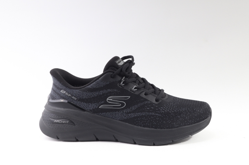 Skechers