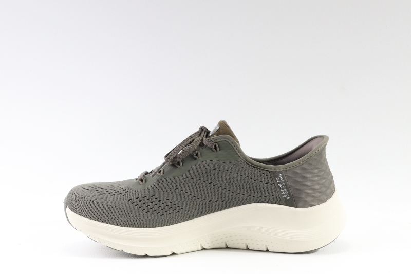 Skechers
