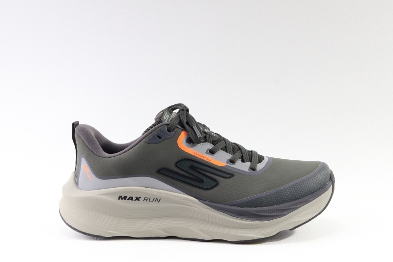 Skechers