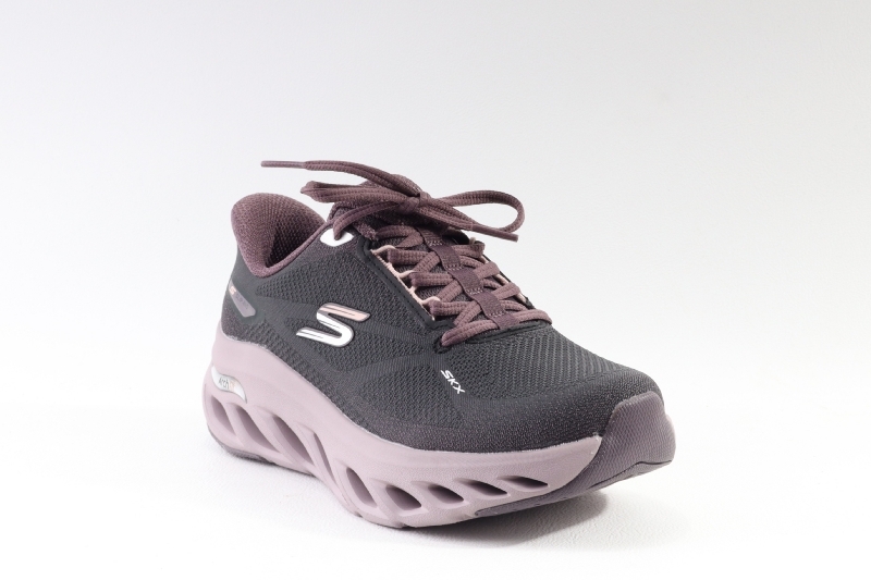 Skechers