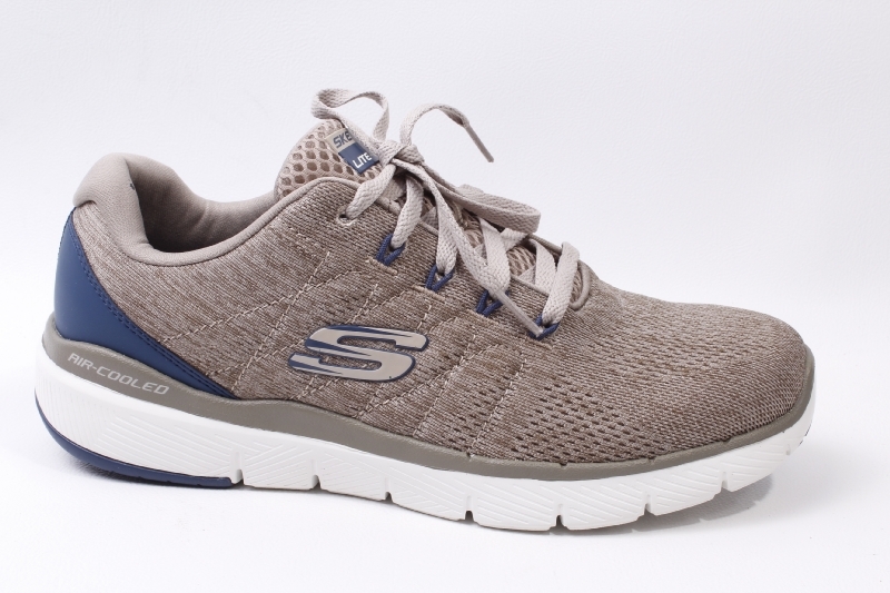 Skechers