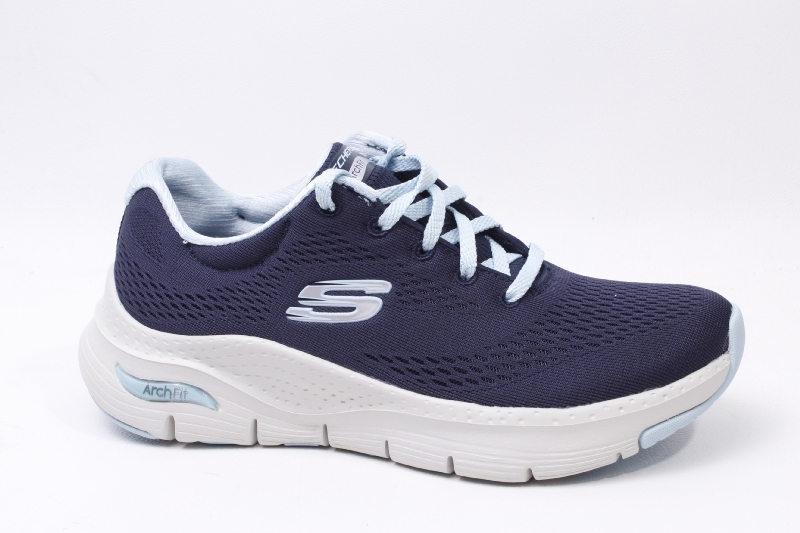 Skechers