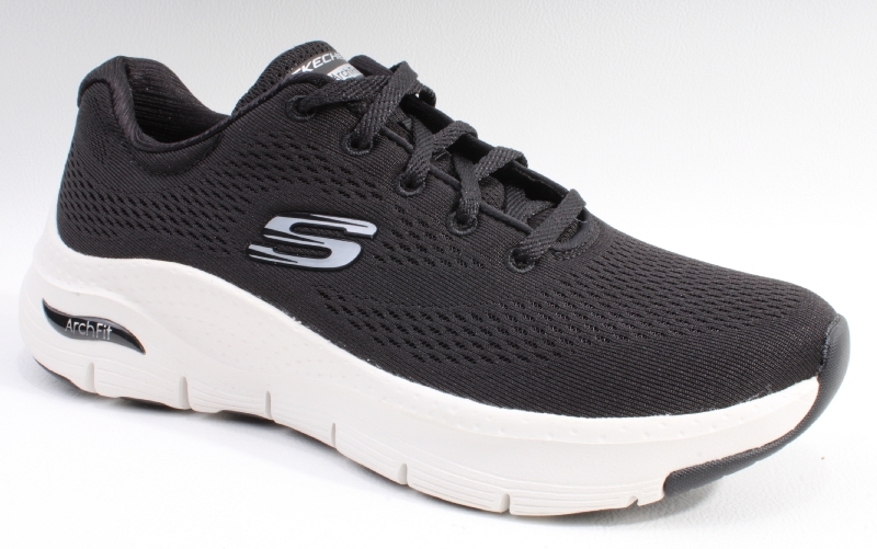 Skechers