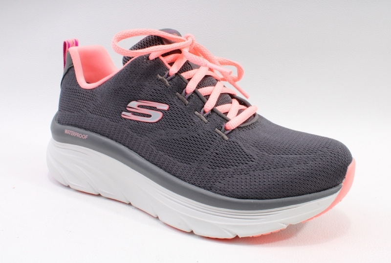 Skechers