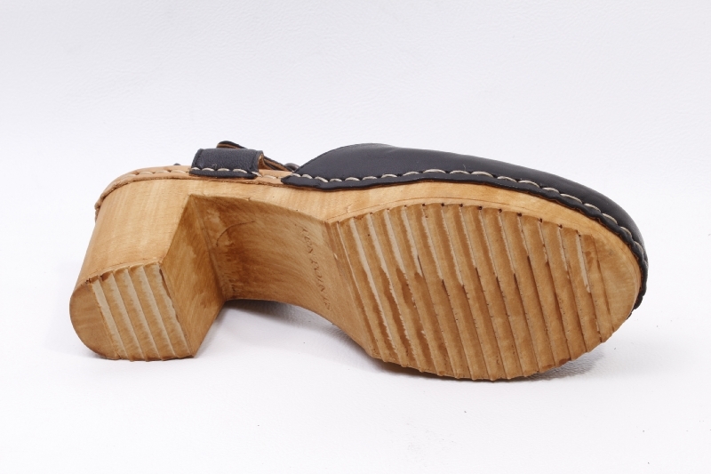 Ten discount points clogs