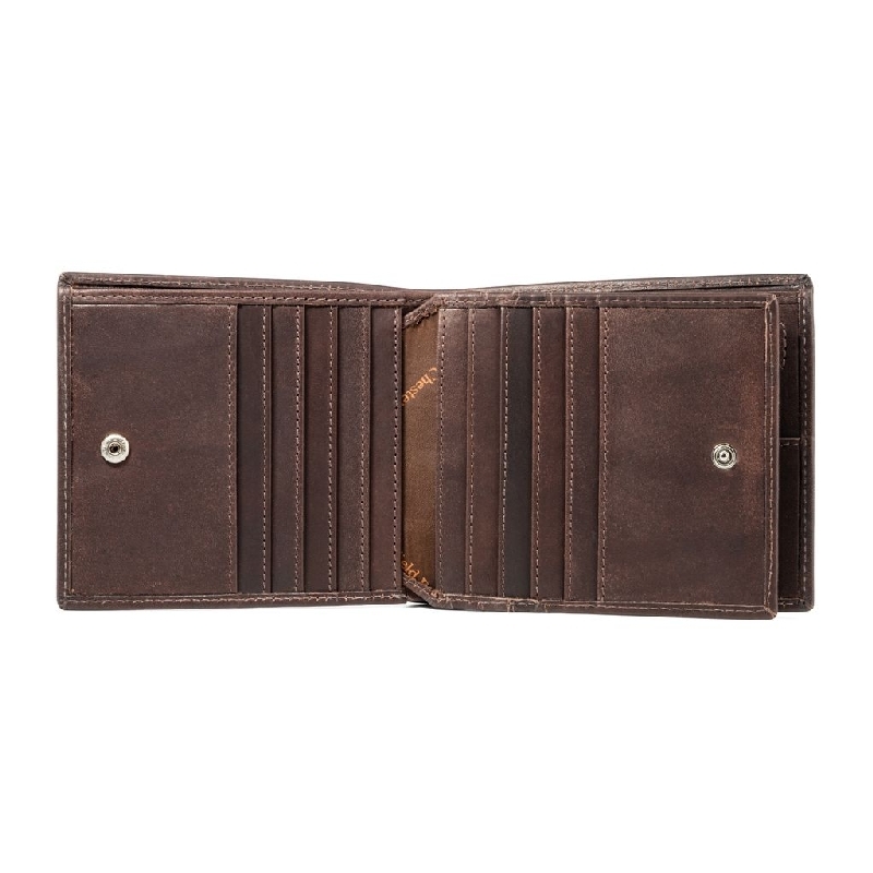 The Chesterfield Brand brun