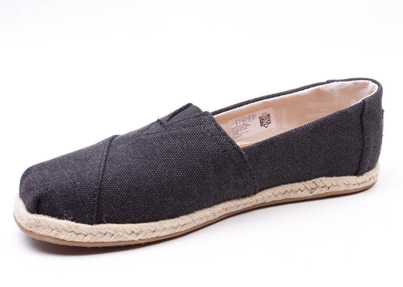 Toms